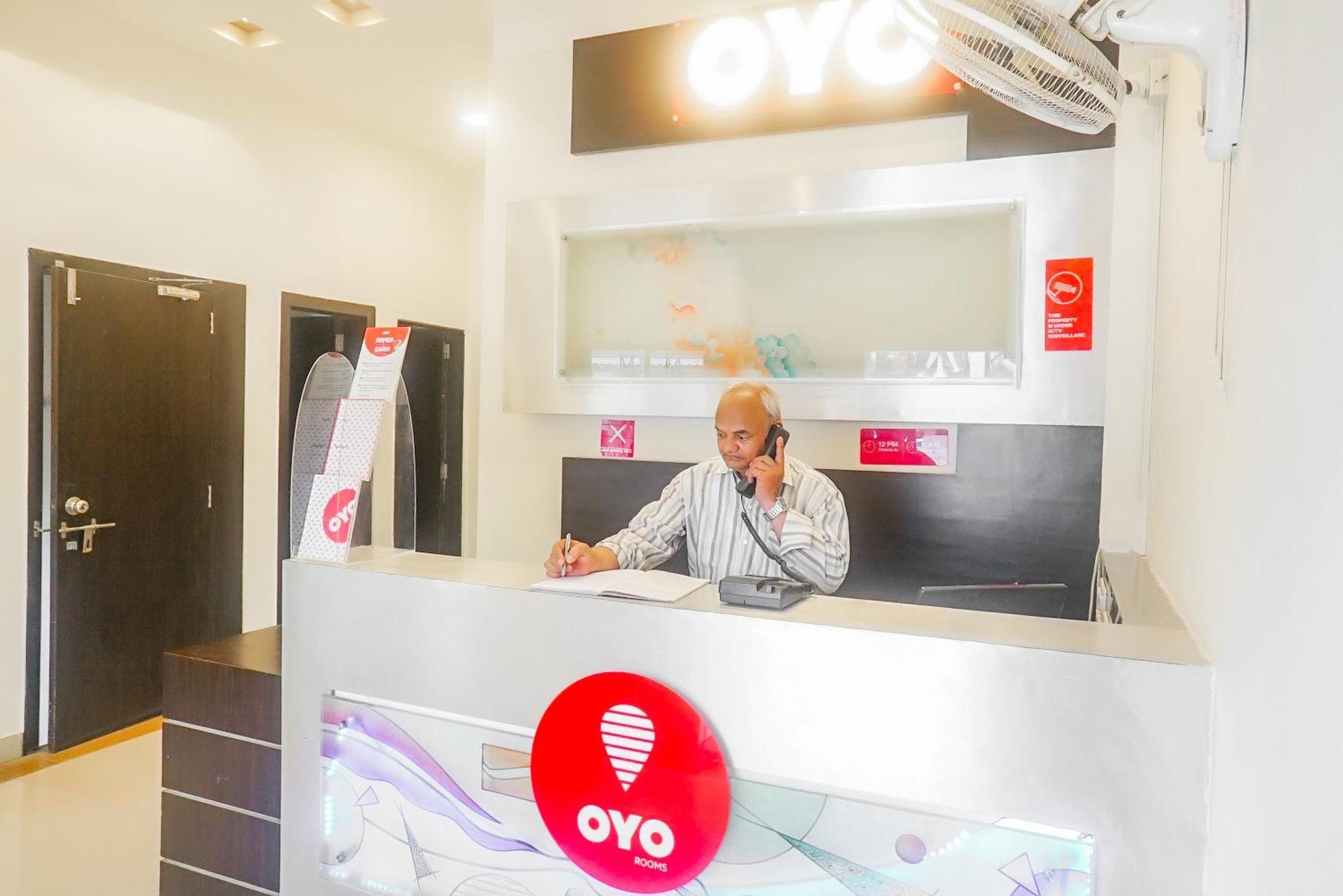 Oyo 13583 ホテル パラダイス イン Talegaon Dabhade エクステリア 写真